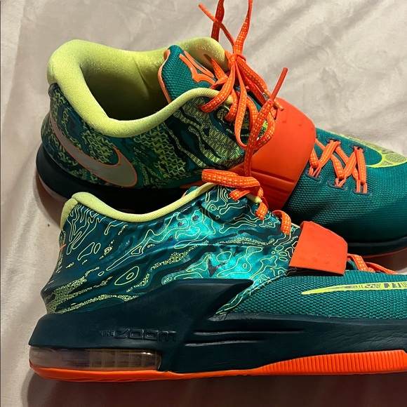 KD 7 - Teal and Orange basketball shoes main image 11